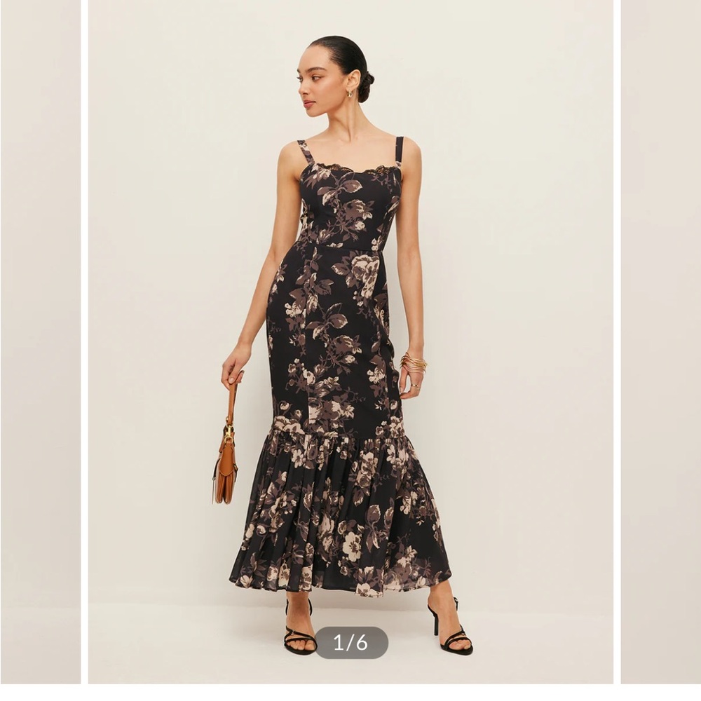 Floral hem ruffle dress